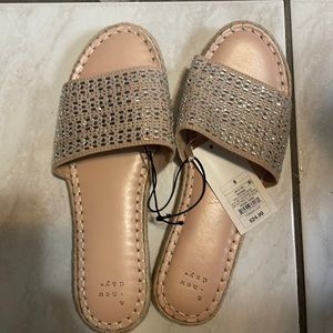 A new day gem sandals size 9 never worn